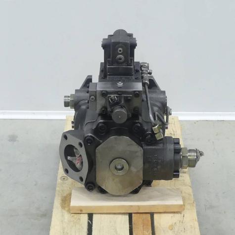 Variable displacement axial piston pump  Used