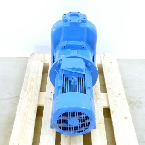 Self-priming centrifugal pump  New