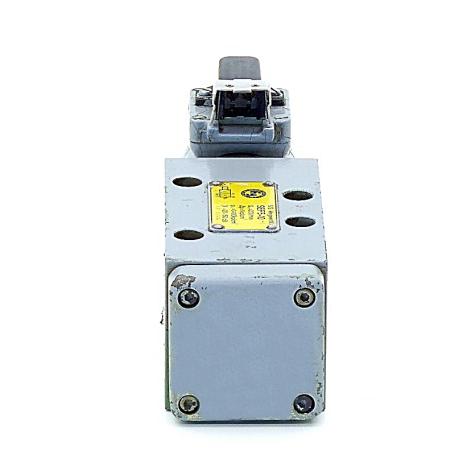 5/2 Directional control valve  Used