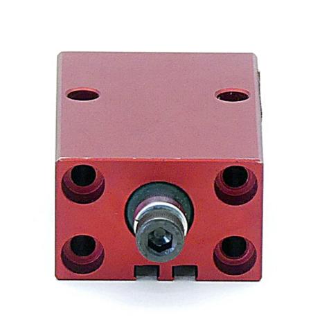 Pneumatic swing clamp  New