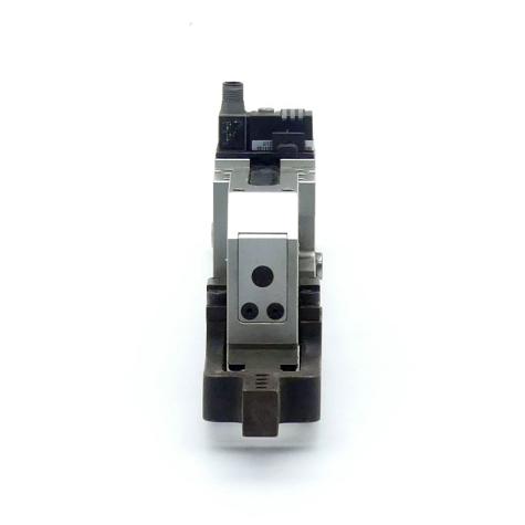 Pneumatic Clamp 105°  New