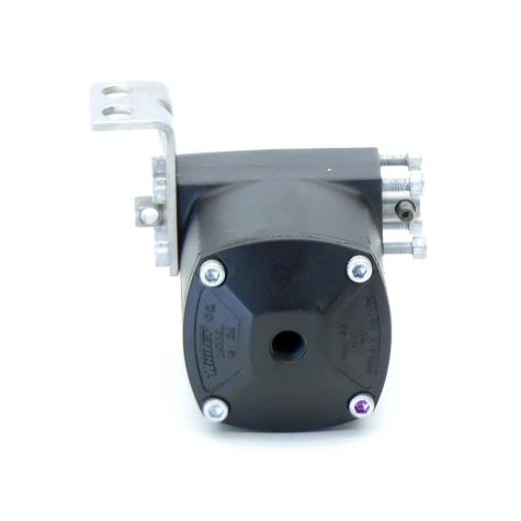 Pneumatic control head  New