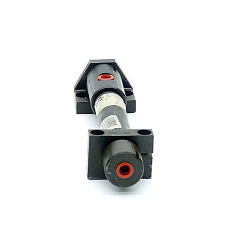 Hydraulic cylinder  Used