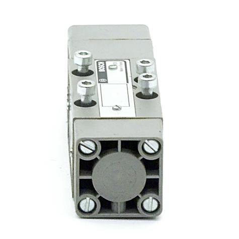 5 / 3 Directional Control Valves  Used