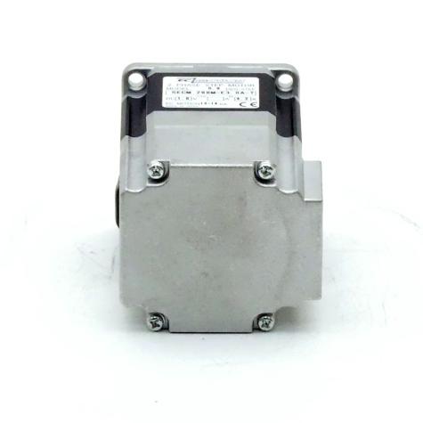 NEMA23 2-Phasen-Schrittmotor 0.9° 0.95Nm Anschlußkasten 2.0A Frontwelle:6.35mm  Neu OVP