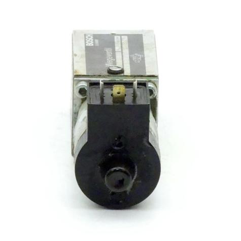 4/2 way valve 0 810 02N 112 WS 24/00 AO Used
