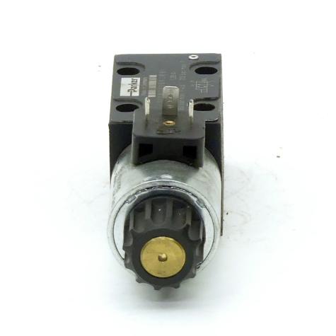 4/2 - Directional control valve  Used