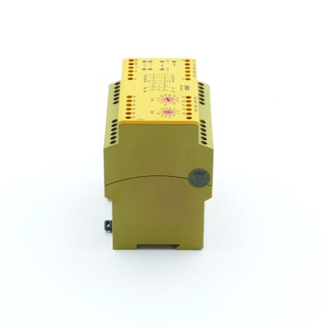 Safety Relay PNOZ 2VQ 24 VDC  Used
