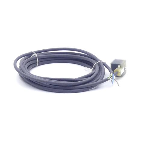 Valve connector with cable  New