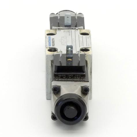 4/3 Directional control valve  Used
