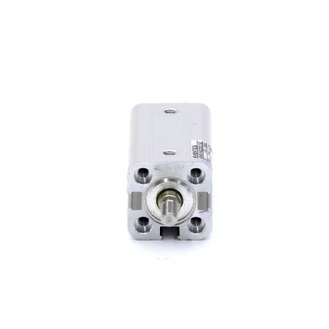 Pneumatic cylinder  