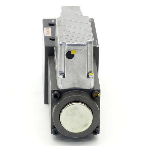 Proportional-Wegeventil 4WRPE 10 EA80SJ-2X/G24K0/A1M-798 