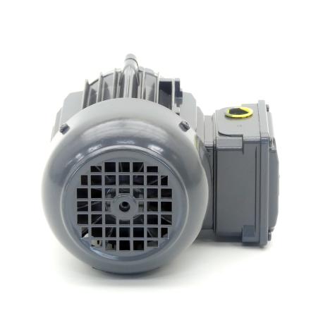 Motor 8247248 Neu