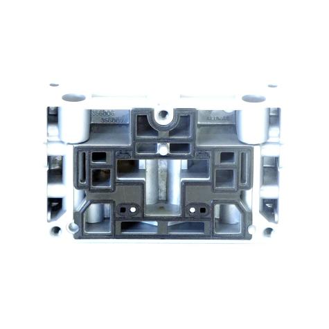 End plate 163280  New