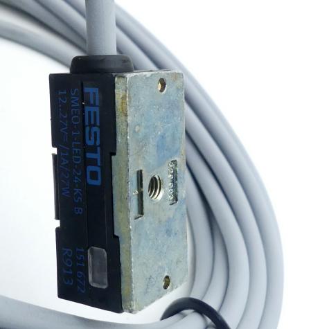 Proximity switch 151672 New FS