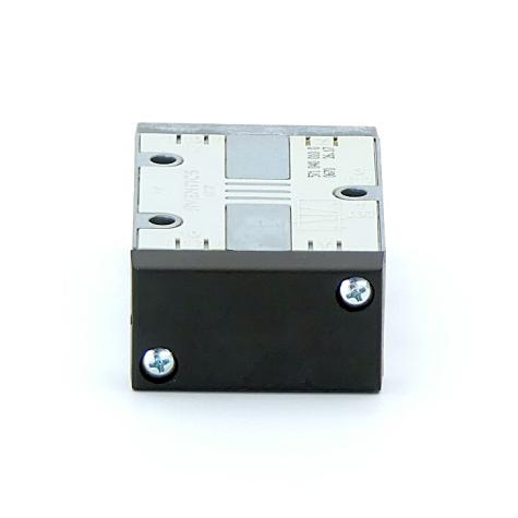 3/2 - Directional control valve  