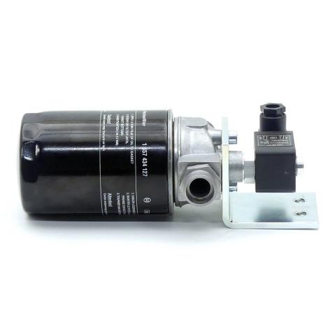 Oil filter with control element  New