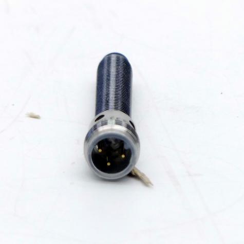Induktiver Standardsensor BES01P8 Neu OVP