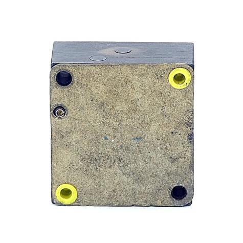 Flow control valve  Used