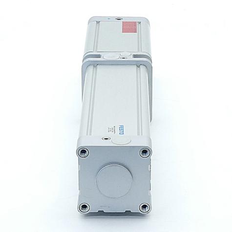 pneumatic cylinder with Locking unit 526484 Used