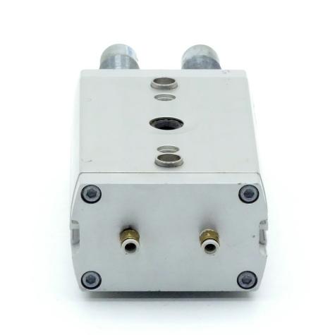 Swivel drive 1547102 