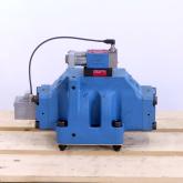 Two-stage proportional valve D685-4724D  Used