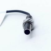 Induktiver Sensor BES01AH  Neu