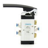 Push-button valve 4500000 Used