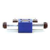 4/3 Wegeventil 4 WE 10 W33 4 WE 10 W33/CG24N9K4 Gebraucht