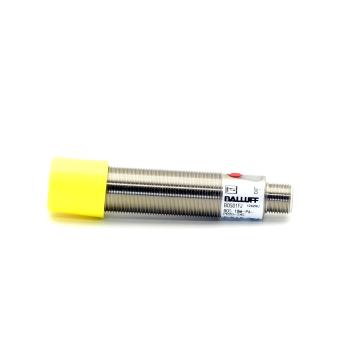 Cylindrical retro-reflective photoelectric sensor BOS 18M-PA-PR20-S4S 