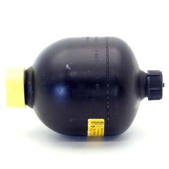 High pressure diaphragm accumulator 
