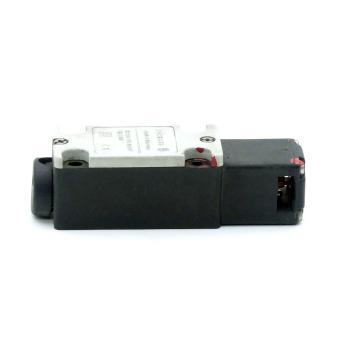Safety limit switch 