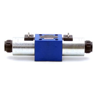 Directional spool valves 4WE 10 V33/CG24N9K4 