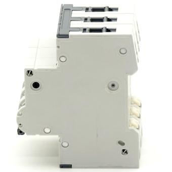 Miniature circuit breaker 