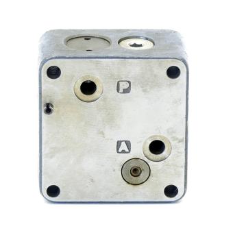 Flow control valve 0 811 330 001 