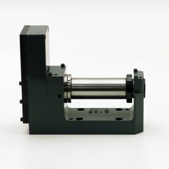 Truing Device with diamond roll  