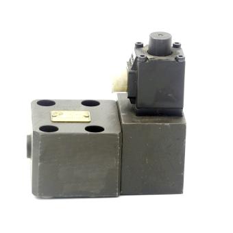 Pressure reducing valve 