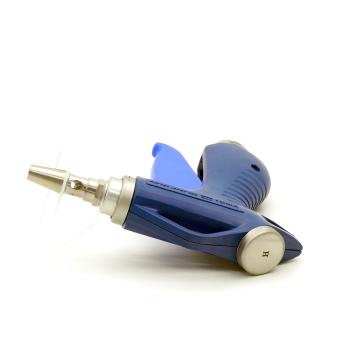 Compressed air blow gun 