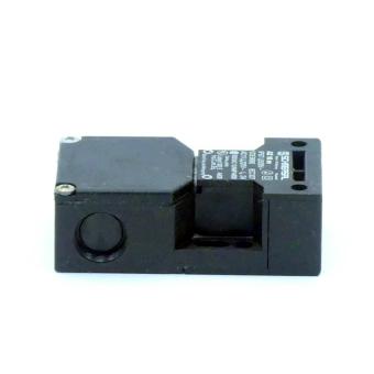 Safety interlock switch 