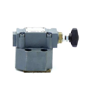 Pressure control valve 