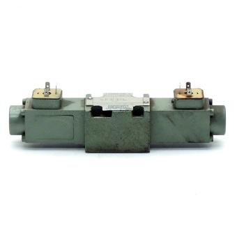 4/3 way valve  Used