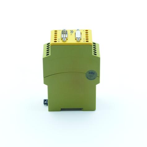 Safe Monitoring Relay PAD/SI 800/4096I/5VDC  Used