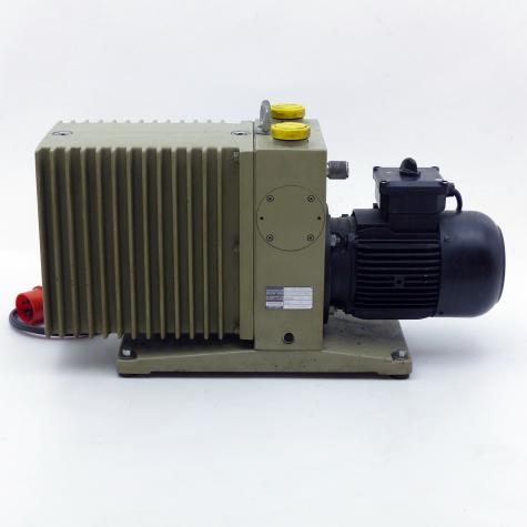 Vacuum Pump PKD15.305B/A008 Used