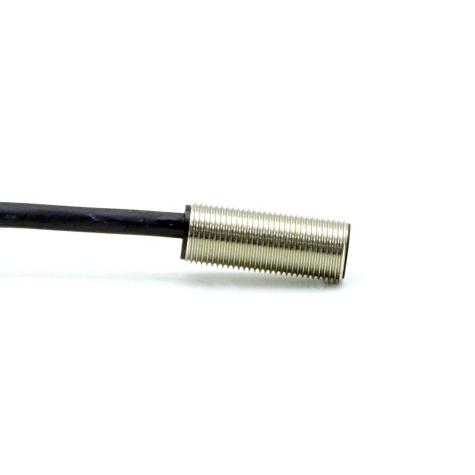 Näherungsschalter BES 516-325-G-E4-Y-PU Neu