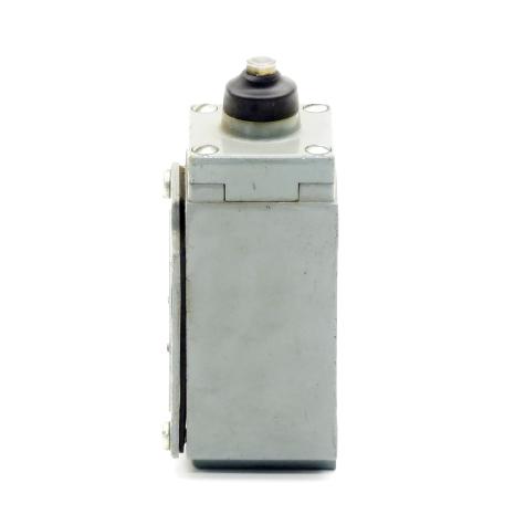 Limit switch Y919 Used