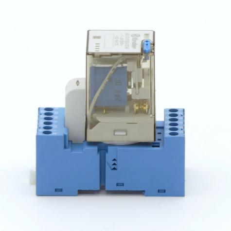 Power plug-in relay  