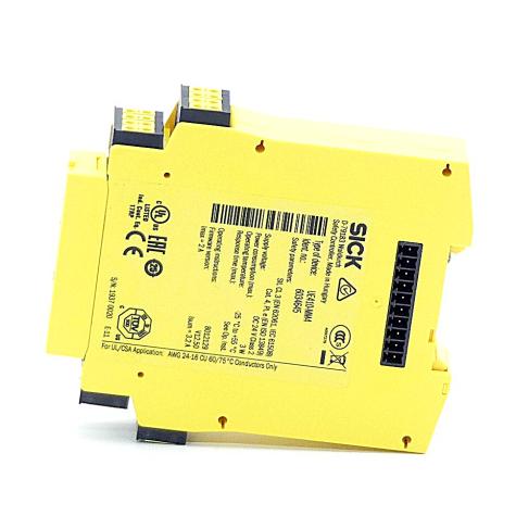 Sicherheitsschaltgerät UE410-MM4 UE410-MM4 Gebraucht