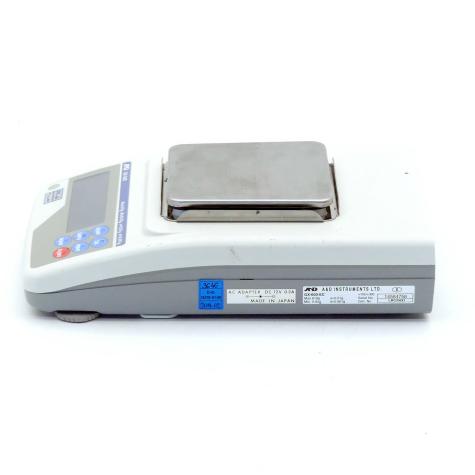Precision balance  Used