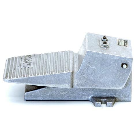Foot Valve With Detent  Used