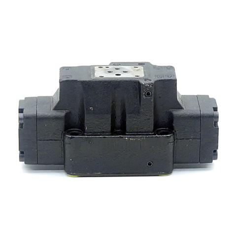 4/3 Wegeventil 026-70550-0  Neu